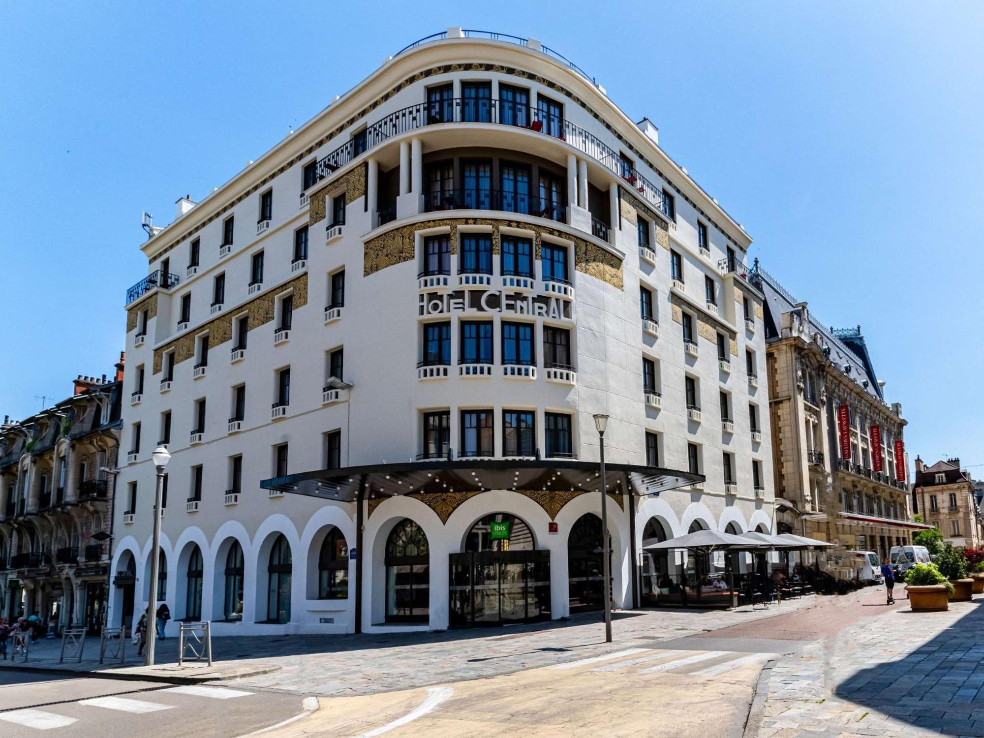 Ibis Styles Dijon Central Hotel Exterior photo